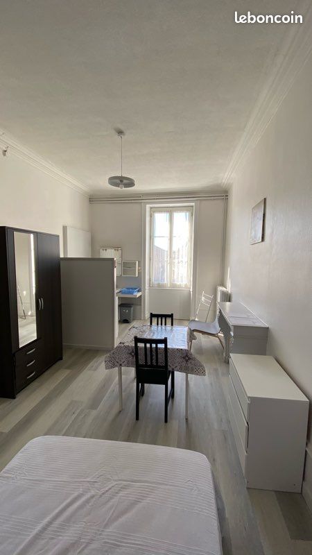 Appartement 1 pièce 20 m² · à Lons-le-Saunier · 20 m² · 280 €/mois