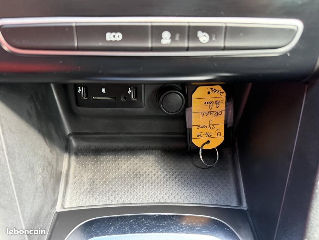 Renault Mégane 1.2 TCE 130ch GT LINE (image 18)