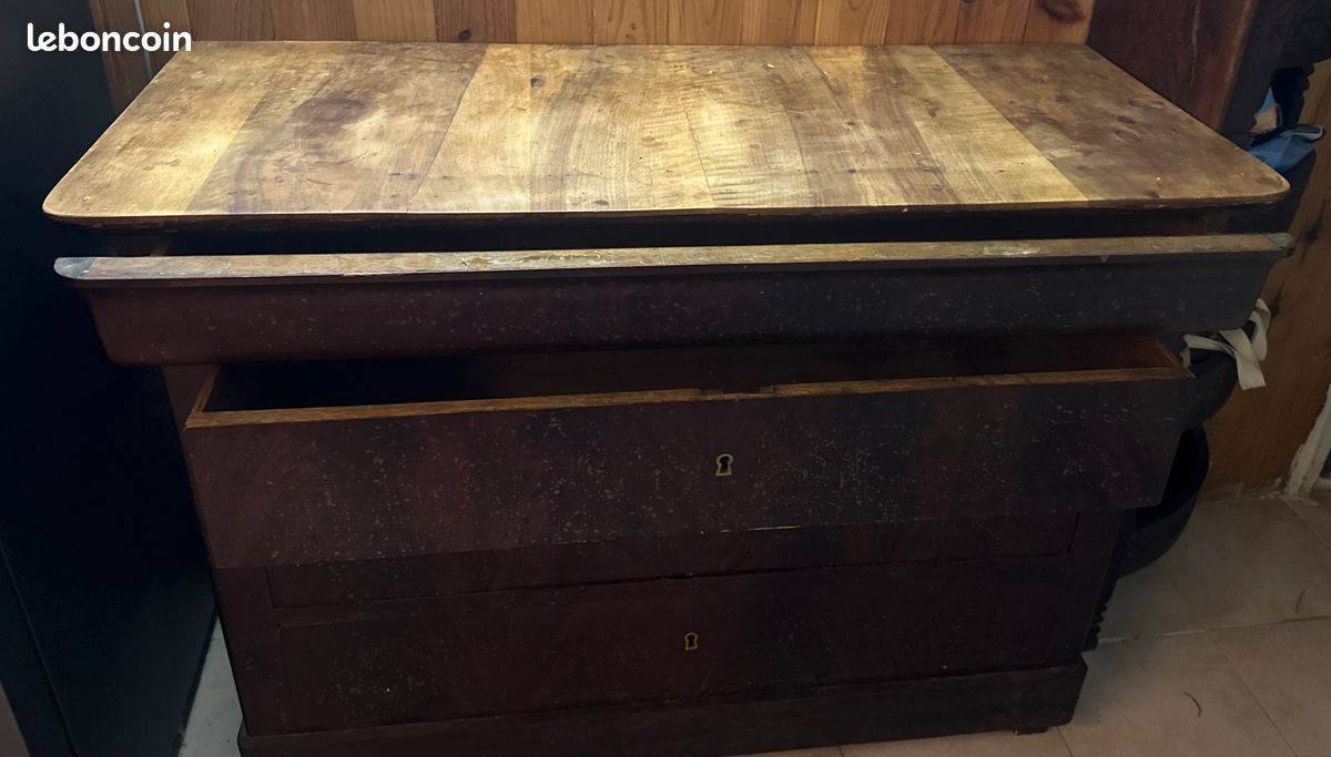 Commode en bois (image 4)