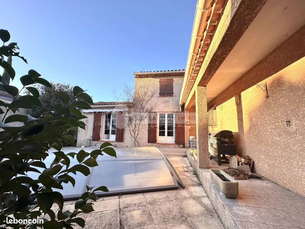 Maison 4 pièces 98 m² · à Fontvieille · 98 m² · 345 000 €