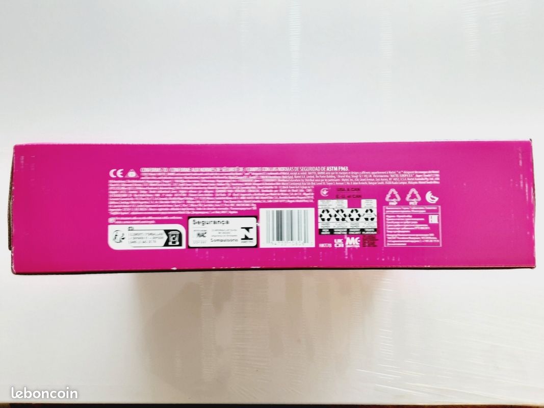Barbie Coffret Boutique Créations avec Portant Multi Creation MATTEL Neuf scellé (image 5)