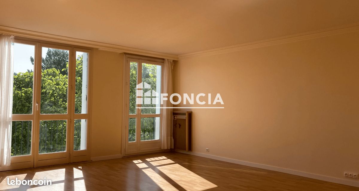 Appartement 3 pièces 75 m² · à Joué-lès-Tours · 75 m² · 99 900 €