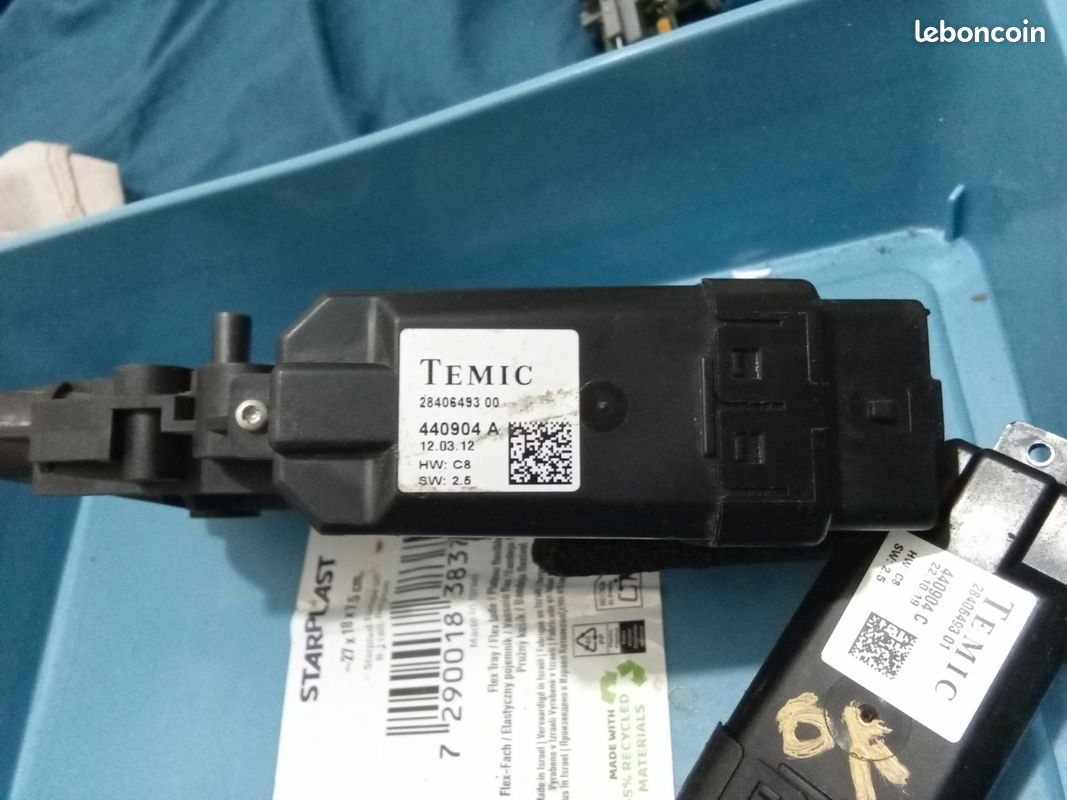 Module électronique lève vitre avant Peugeot 207cc cabriolet 207 cc (image 1)