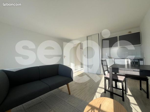 Studio 1 pièce 25 m²