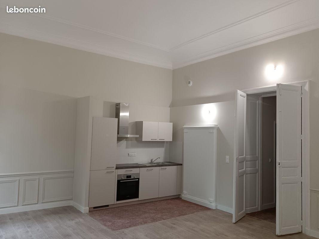 Appartement 2 pièces 62 m² · à Marseille · 62 m² · 980 €/mois