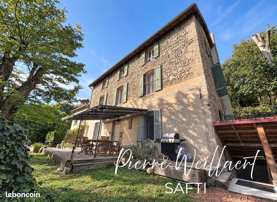 Maison 8 pièces 241 m² · à Romans-sur-Isère · 241 m² · 430 000 €