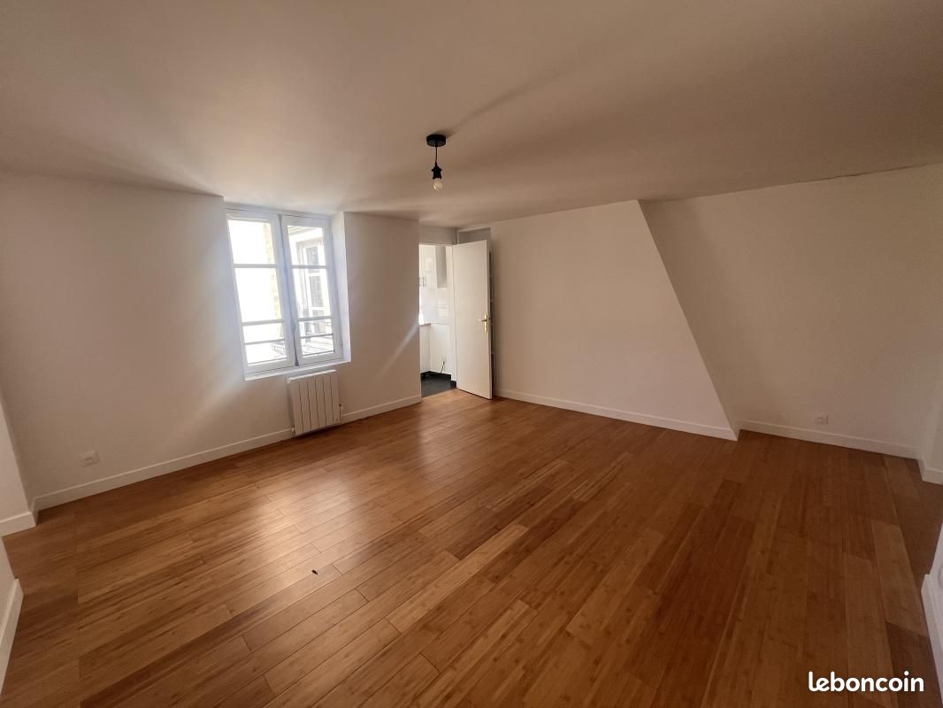 Appartement 2 pièces 55 m² · à Paris · 55 m² · 2 250 €/mois