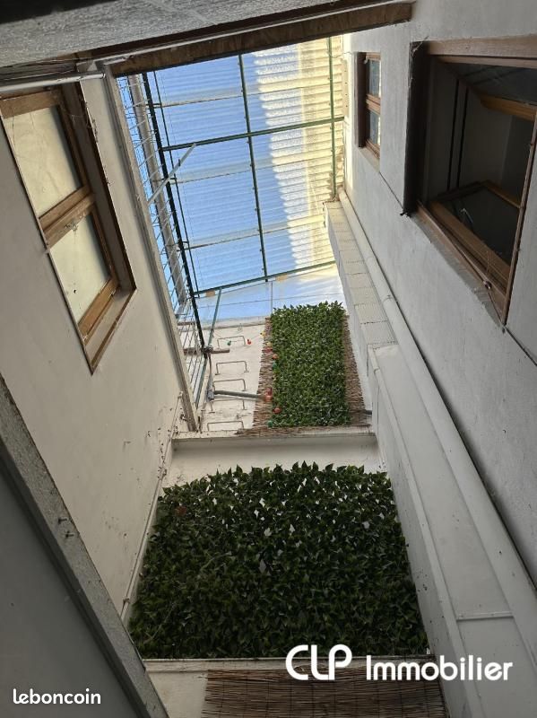Maison 6 pièces 159 m² · à Montélimar · 159 m² · 130 000 €