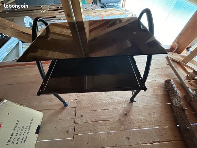 Bureau (image 2)