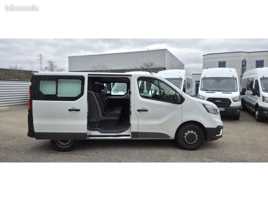 RENAULT TRAFIC L1H1 3000 Kg 2.0 Blue dCi - 130 III CABINE APPROFONDIE Confort (image 8)