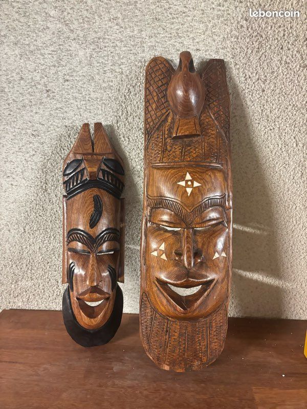 Masque Tribal Ancien En Bois Sculpté - Artisanat Traditionnel