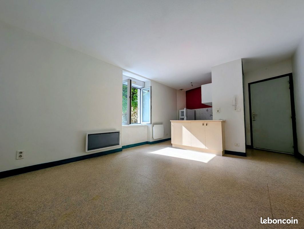 Appartement 3 pièces 52 m² · à Yssingeaux · 52 m² · 470 €/mois