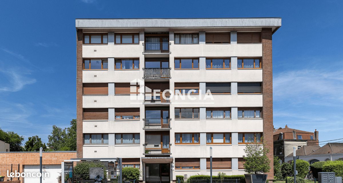 Appartement 4 pièces 79 m² · à Loos · 79 m² · 177 000 €