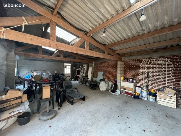 https://img.leboncoin.fr/api/v1/lbcpb1/images/f6/41/87/f641876a45cad4a4094aa67929fd77ae1f3f0b7d.jpg?rule=ad-image