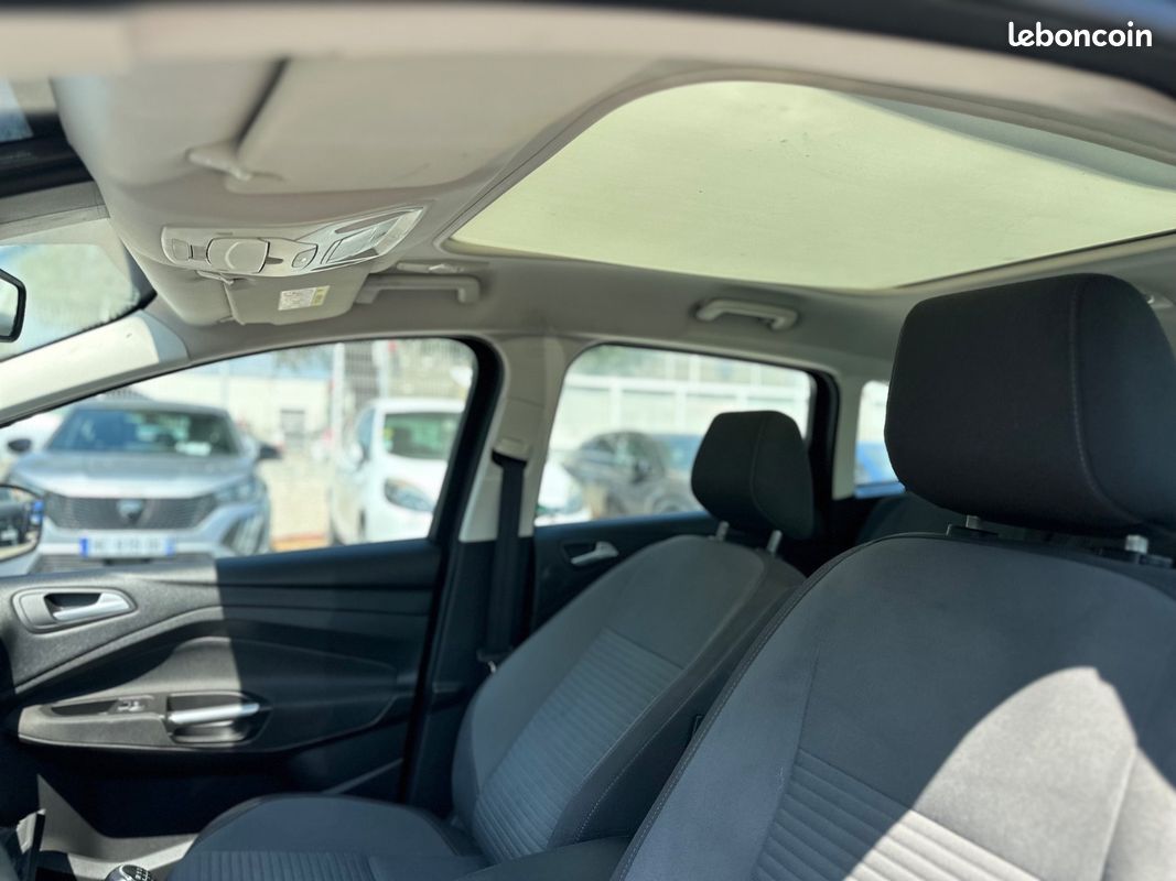 FORD C-Max Titanium 1.5 TDCi 120 cv {RADAR ARR - TOIT PANORAMIQUE} (image 26)