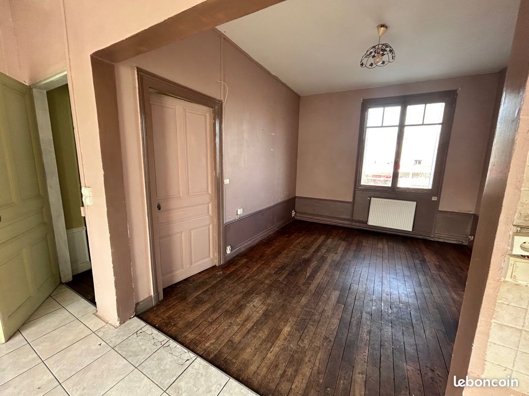 Appartement 4 pièces 72 m² · à Saint-Quentin · 72 m² · 67 000 €