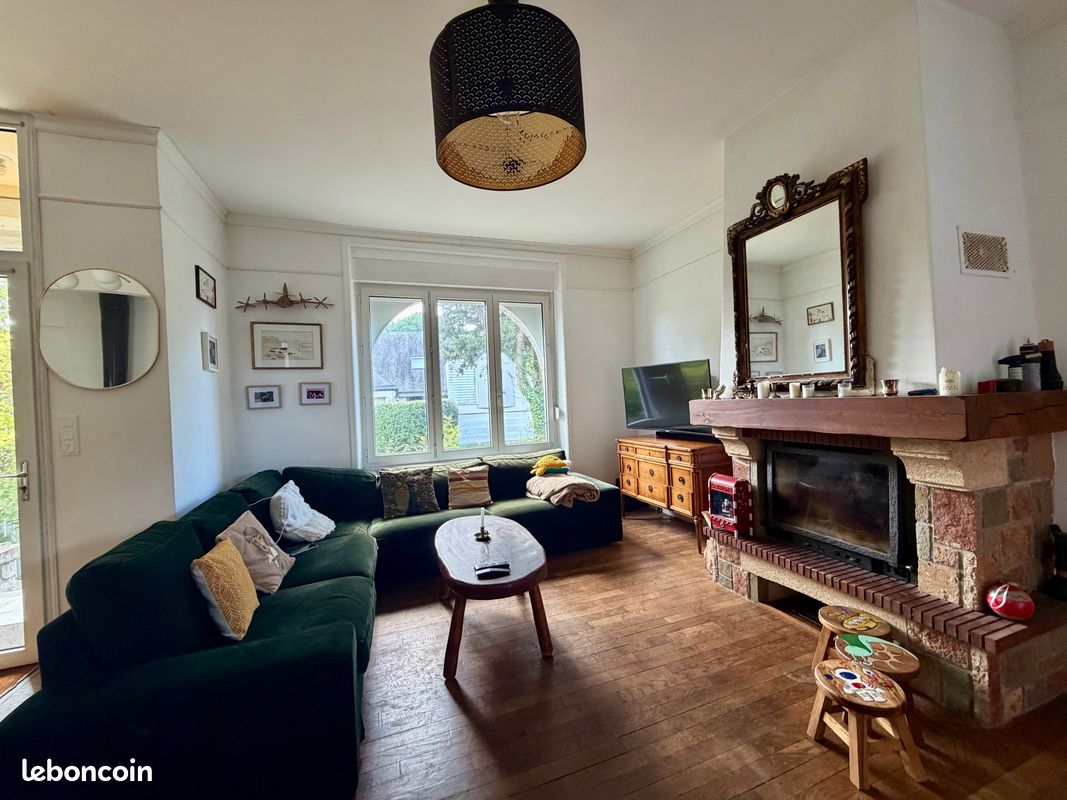 Maison 8 pièces 175 m² · à La Vicomté-sur-Rance · 175 m² · 590 000 €