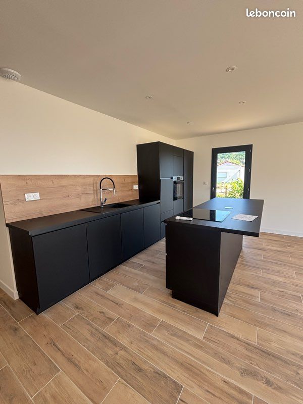 Maison 4 pièces 104 m² · à Vinzieux · 104 m² · 265 000 €