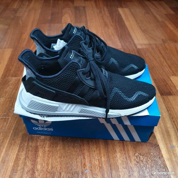 Adidas EQT Cushion ADV Neuves Authentiques Taille 10 US 44 EU