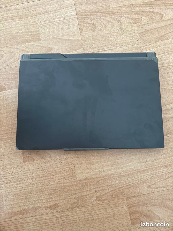 PC portable gamer MSI Cyborg 15 A12VF — RTX 4060 — Très bon état (image 2)