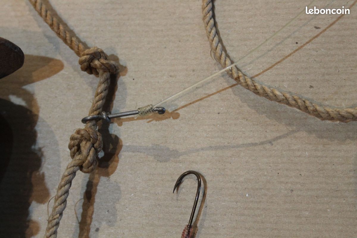 Lot De 1250 Hameçons De Pêche Russes Soviétiques - Neufs En Boîte - Taille 8,5
