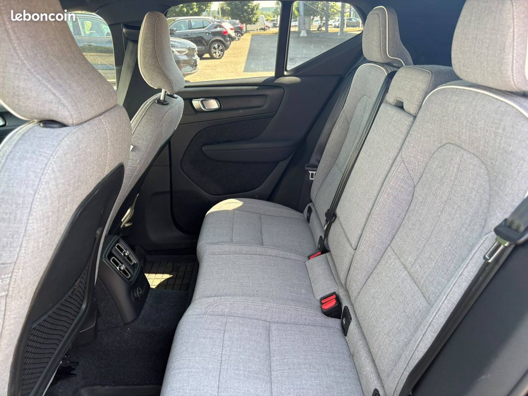 VOLVO XC40 T5 Recharge 180+82 ch DCT7 Ultimate (image 13)