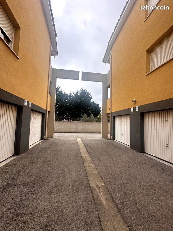 Parking 19 m² · à Frontignan · 19 m² · 130 €/mois