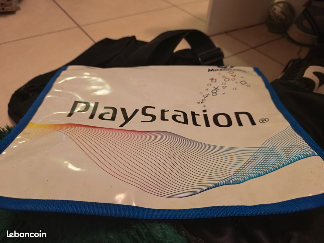 Sacoche PlayStation (image 1)