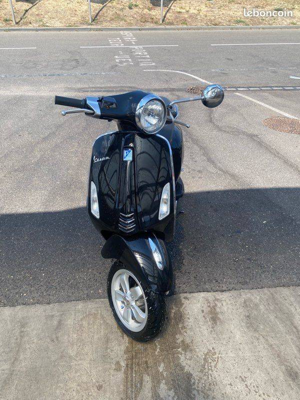 Vespa primavera 2t dernier modeler (image 3)