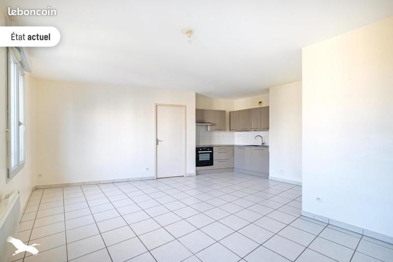 Appartement 2 pièces 45 m² · à Décines-Charpieu · 45 m² · 174 000 €