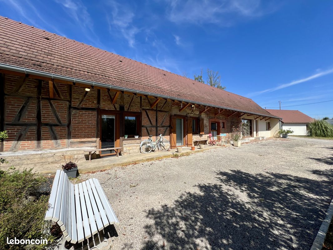 Maison 6 pièces 163 m² · à Louhans · 163 m² · 270 000 €