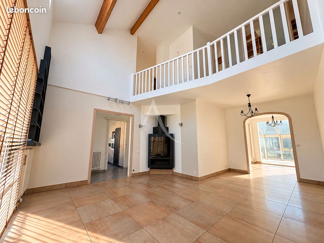 Maison 8 pièces 200 m² · à Fontenay-sous-Bois · 200 m² · 1 095 000 €