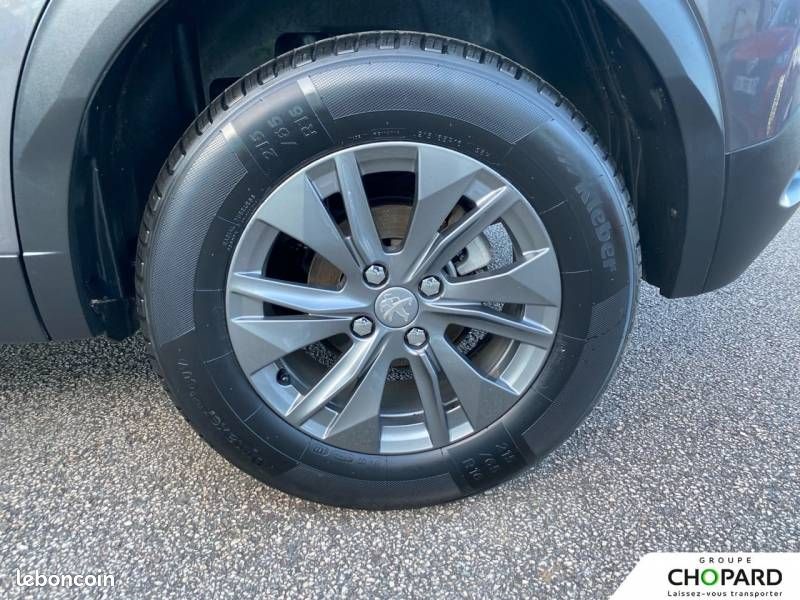 Peugeot 2008 PureTech 100 S&S BVM6 Style (image 11)
