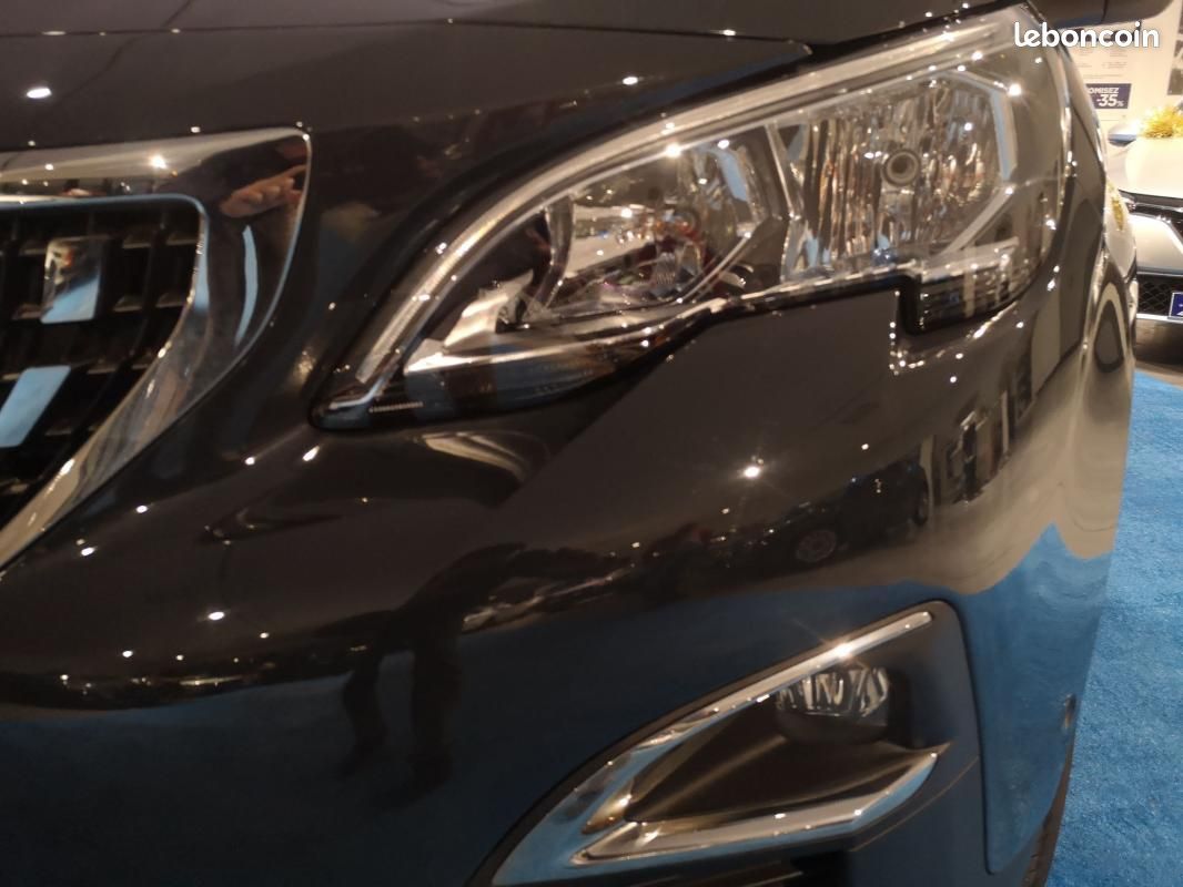 Peugeot 3008 BLUEHDI 130CH S&S EAT8 ALLURE (image 34)
