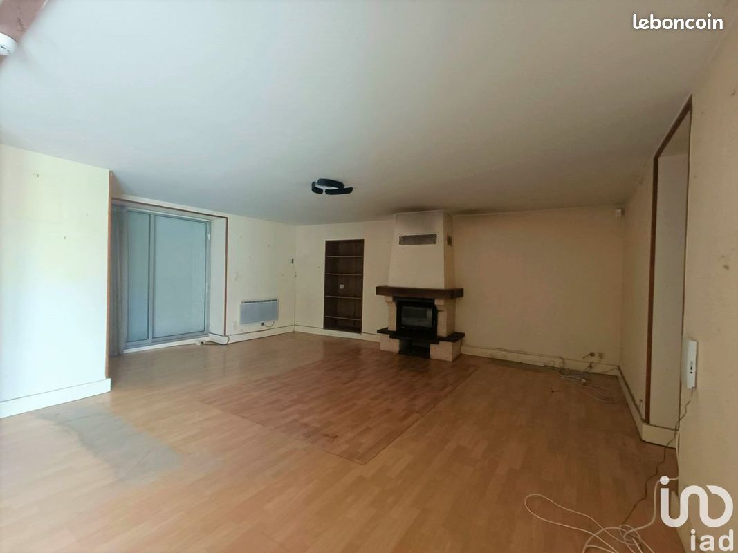 Maison 4 pièces 95 m² - Thénezay 79390 (image principale 2)