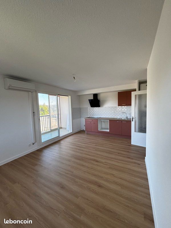 Appartement 2 pièces 45 m² · à Montélimar · 45 m² · 600 €
