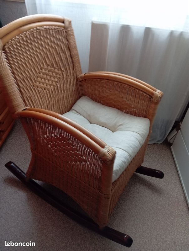 Rocking-chair chaise a bascule (image 1)