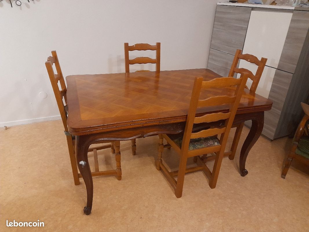 Table salle à manger bois massif (image 1)