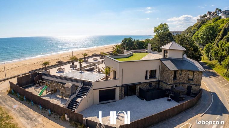Maison 14 pièces 455 m²