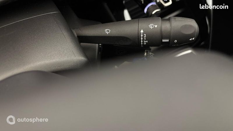 Peugeot 208 1.2 PureTech 100ch S&S Active (image 24)