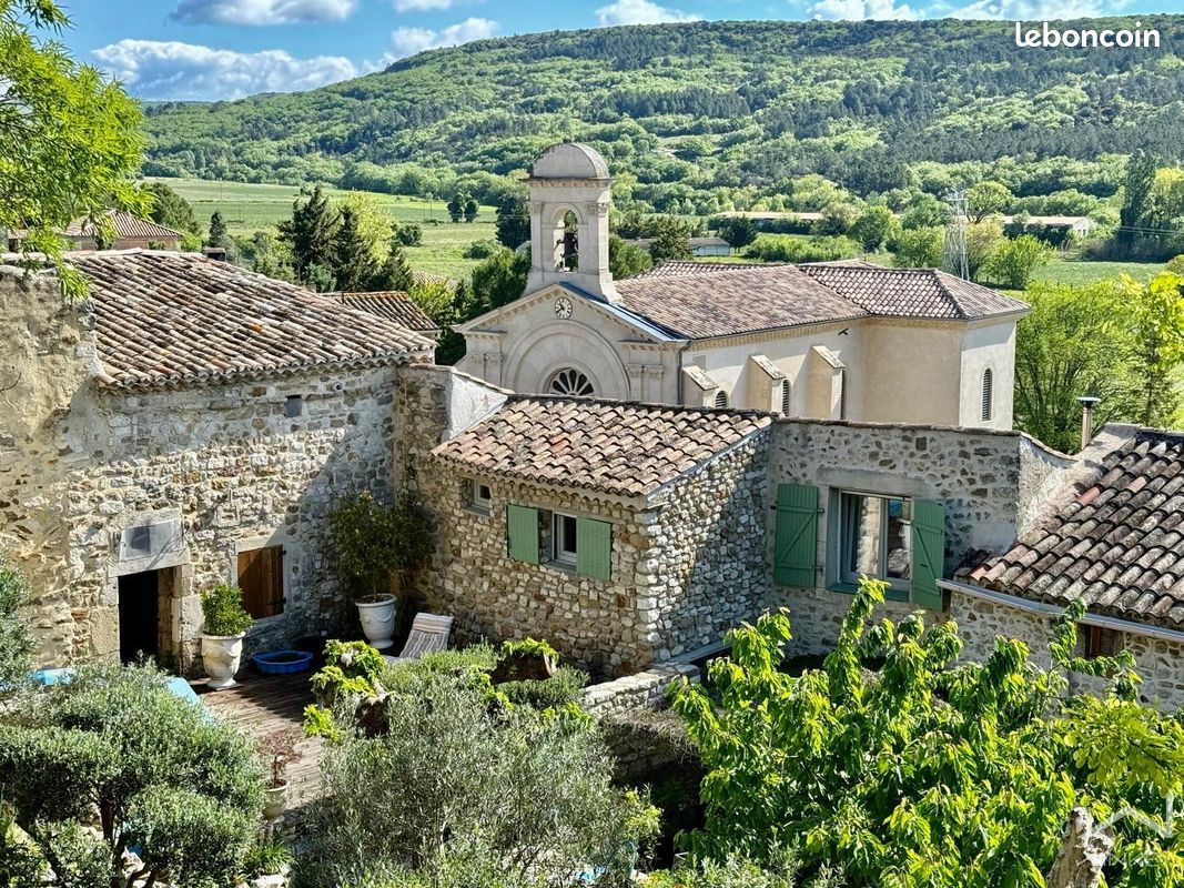 Maison 6 pièces 110 m² · à Roussas · 110 m² · 365 000 €