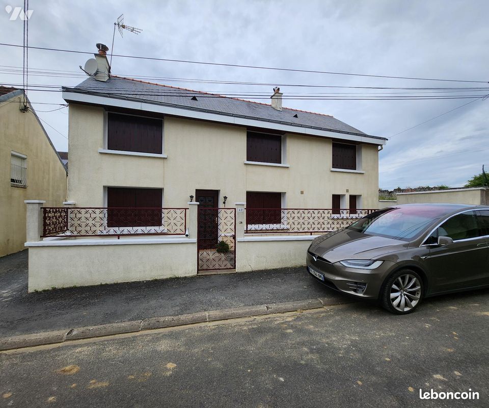 Maison 4 pièces 113 m² · à Bellevigne-les-Châteaux · 113 m² · 136 240 €