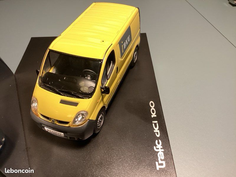 Renault Trafic dCi 100 Renault Rent 1/43 Norev avec boite