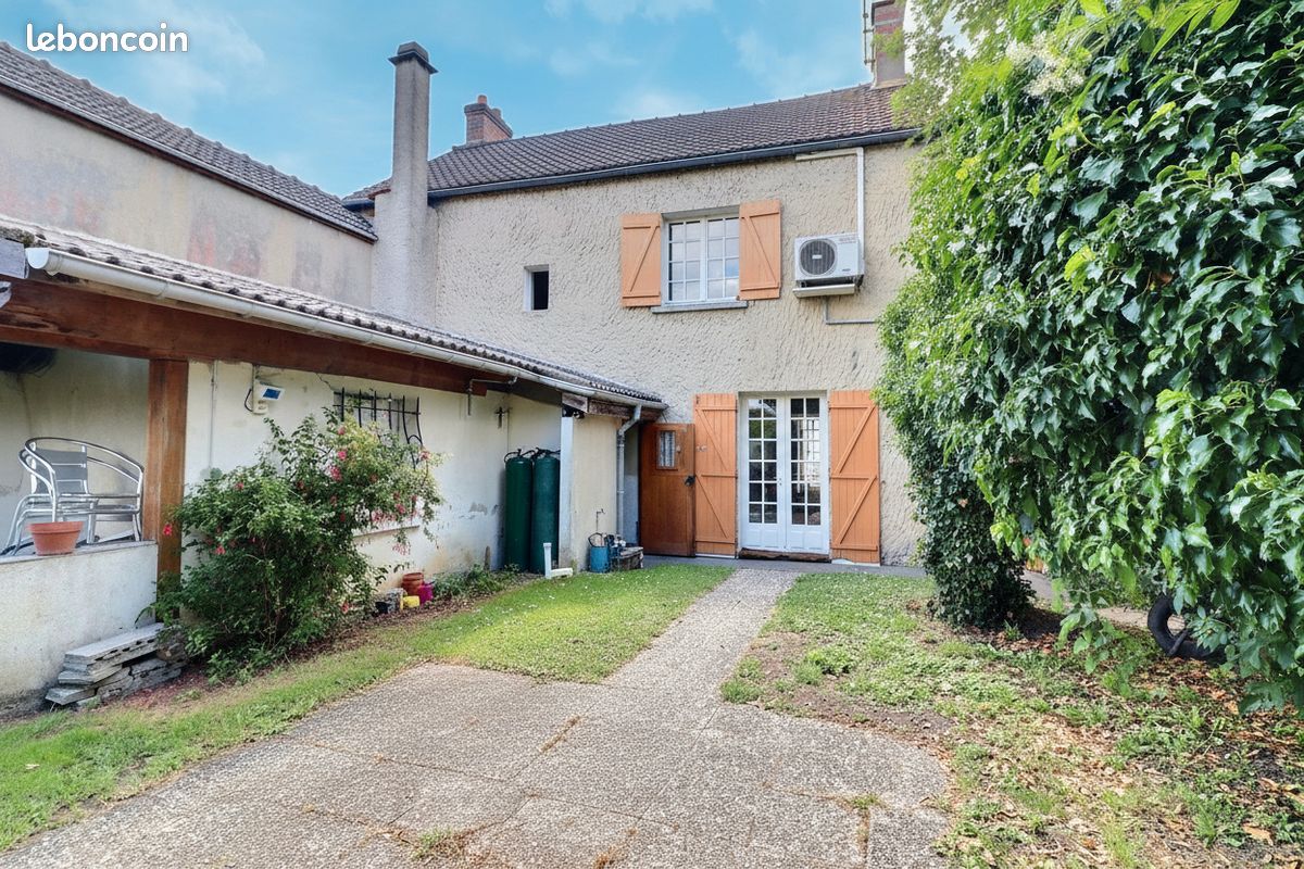 Maison 7 pièces 145 m² · à Rambouillet · 145 m² · 299 000 €