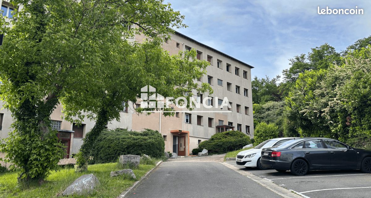 Appartement 4 pièces 72 m² · à Saint-Étienne · 72 m² · 42 100 €