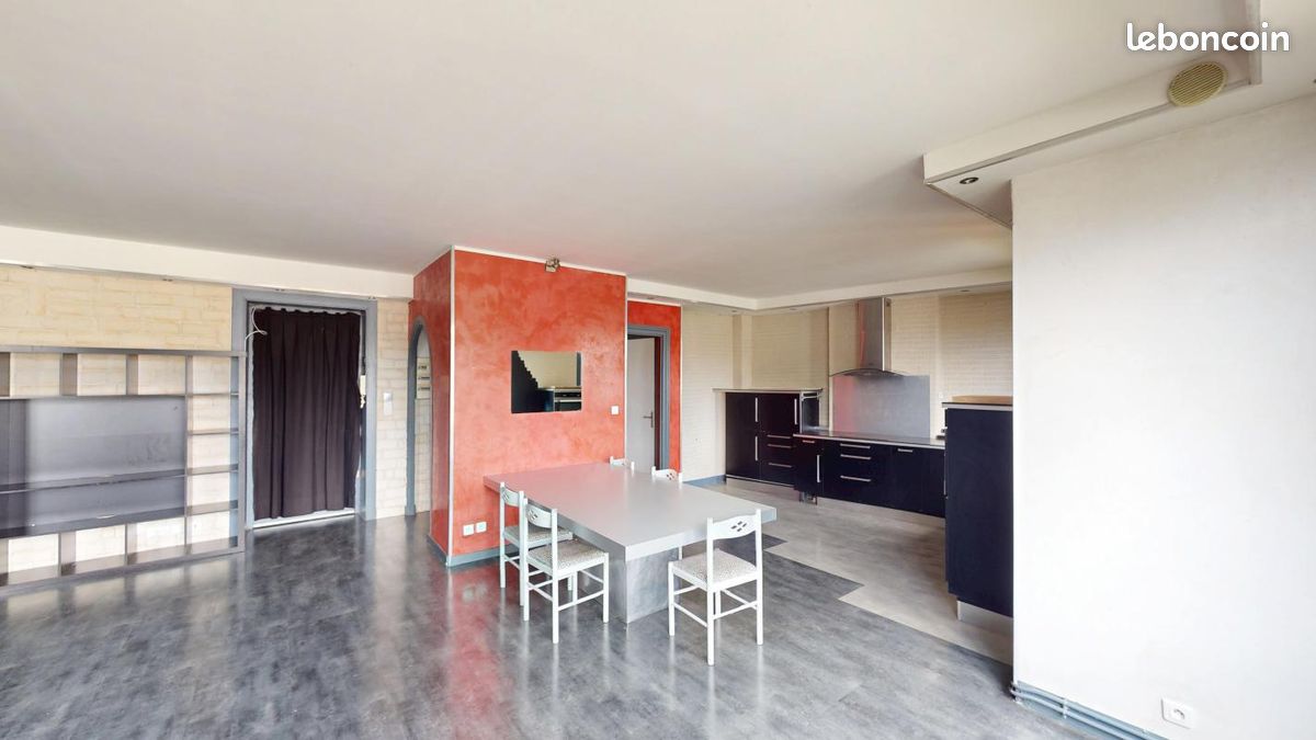 Appartement 3 pièces 103 m² · à Saint-Étienne · 103 m² · 613 €/mois