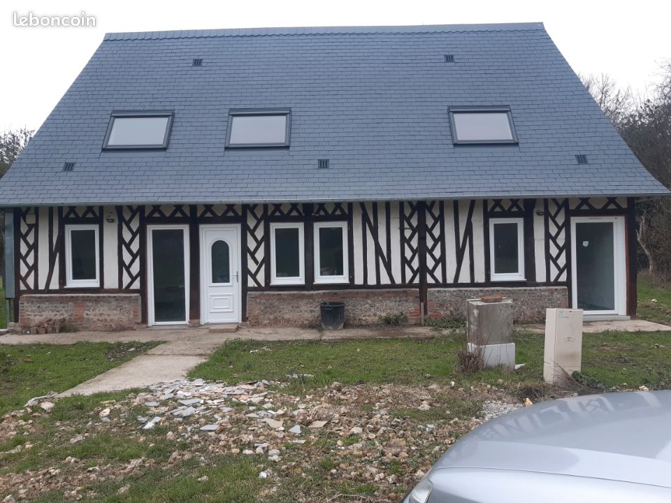 Maison 6 pièces 150 m² · à Neuville-sur-Authou · 150 m² · 950 €/mois