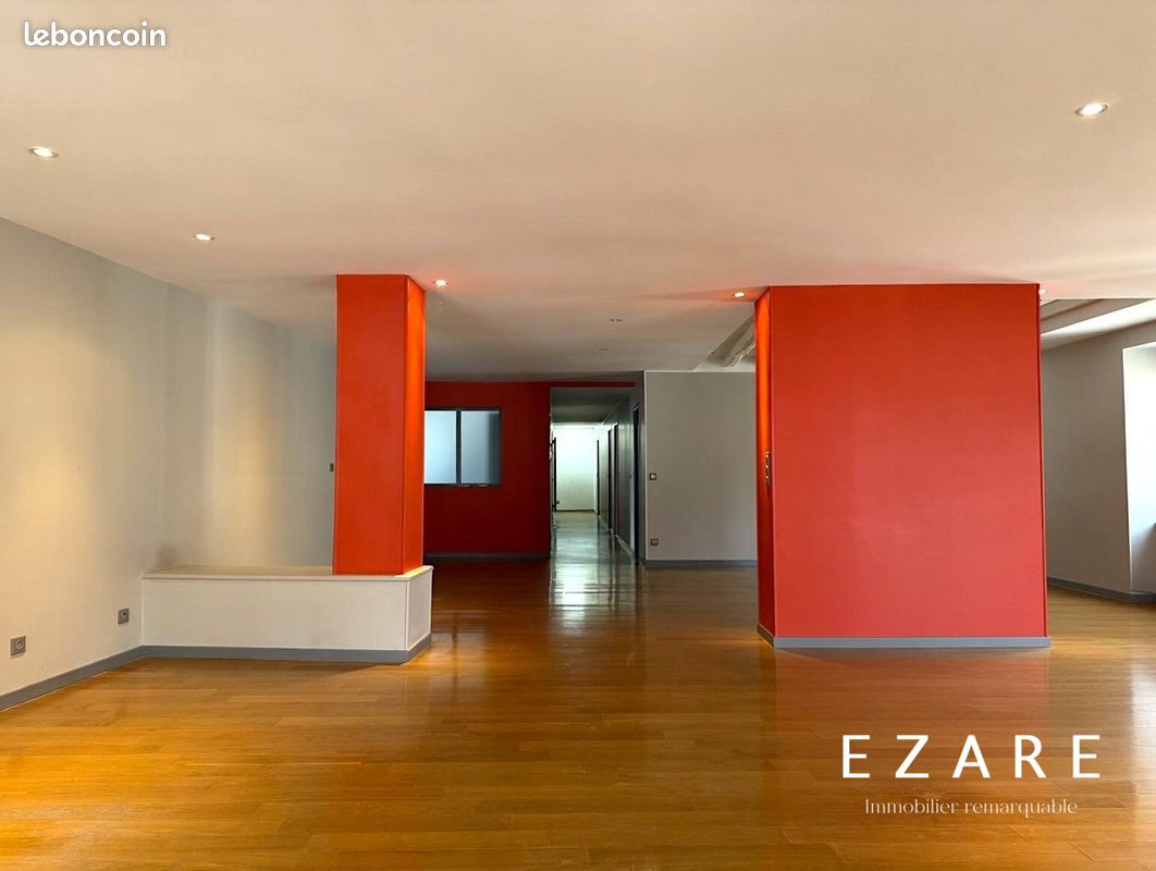 Appartement 5 pièces 216 m² · à Chalon-sur-Saône · 216 m² · 298 000 €