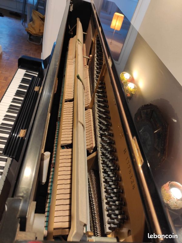 Piano Yamaha U3 Silent system (image 9)