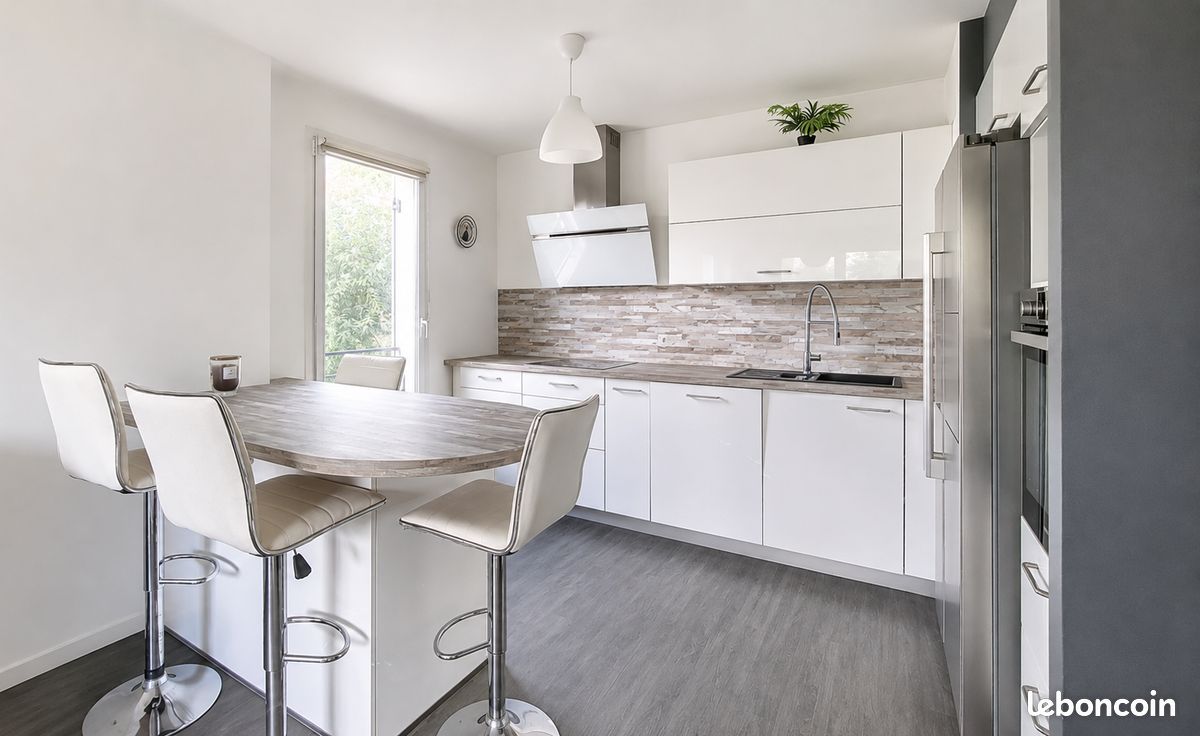 Appartement 3 pièces 59 m² · à Corbeil-Essonnes · 59 m² · 176 800 €